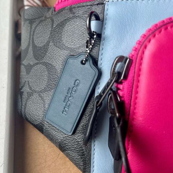 Coach Bum Bag Black Signature Pink/Blue/Silver 88429 - Picture 2 of 5